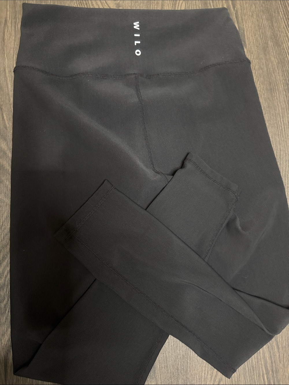 Wilo  Black Ribbed Leggings with Branded Waist Tag